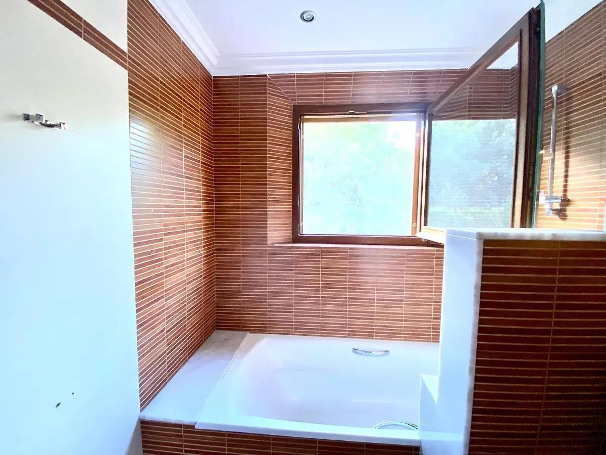 Chalet Boutique Con Chimenea Y Indoor Pool Girona Spain